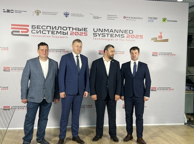 СПбГУТ подписал три соглашения о сотрудничестве на форуме о беспилотных системах в Сколково