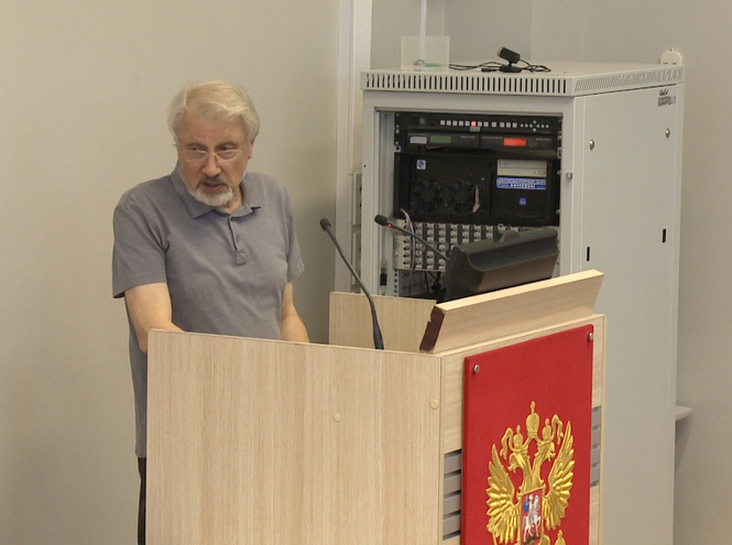 Поздравляем с защитой диссертации!