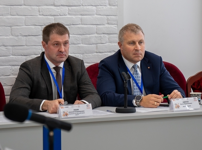 В рамках фестиваля науки «ТехЛидВик – 2025» прошло заседание консорциума и игра «Что? Где? Когда?»