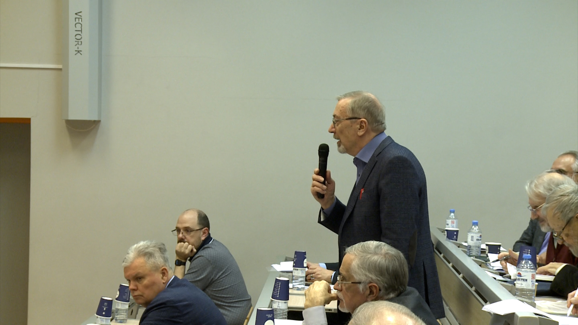 Поздравляем с защитой диссертации!