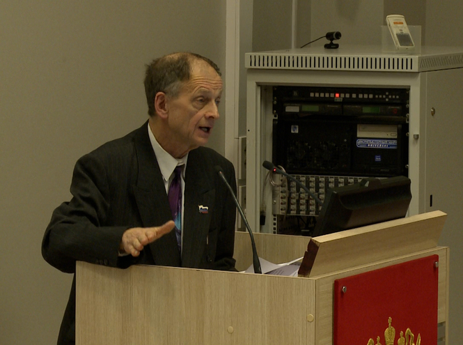 Поздравляем с защитой диссертации!