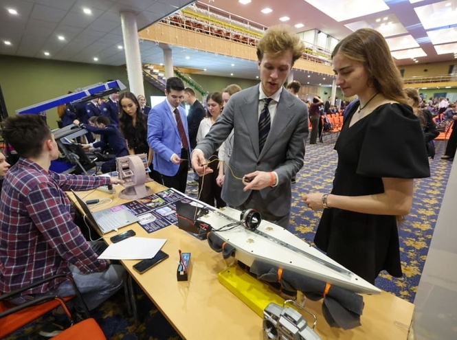 Студенты и аспиранты СПбГУТ стали победителями XXVIII Санкт-Петербургской ассамблеи молодых ученых и специалистов