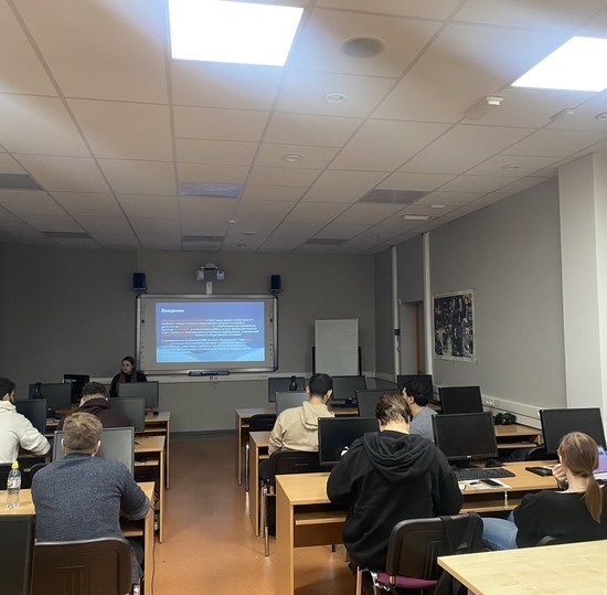 Студенты СПбГУТ освоили контент-анализ зарубежных СМИ по курсу на средства Фонда Потанина