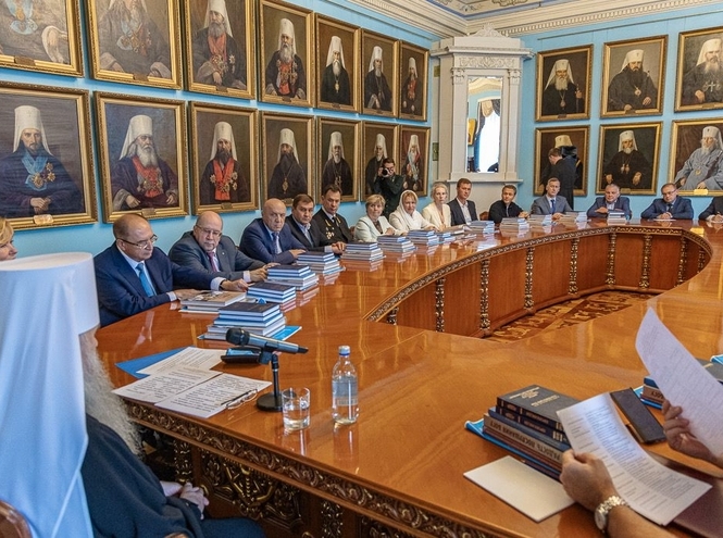 Ректор СПбГУТ принял участие во встрече митрополита Варсонофия с ректорами вузов