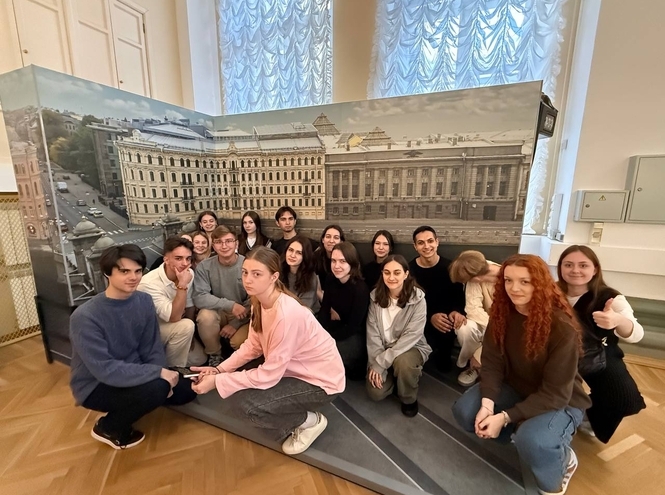 Студенты СПбКТ посетили Музей Банка России