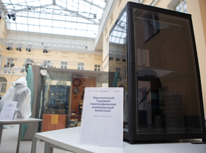 В честь 95-летия СПбГУТ выпущена тематическая почтовая карточка