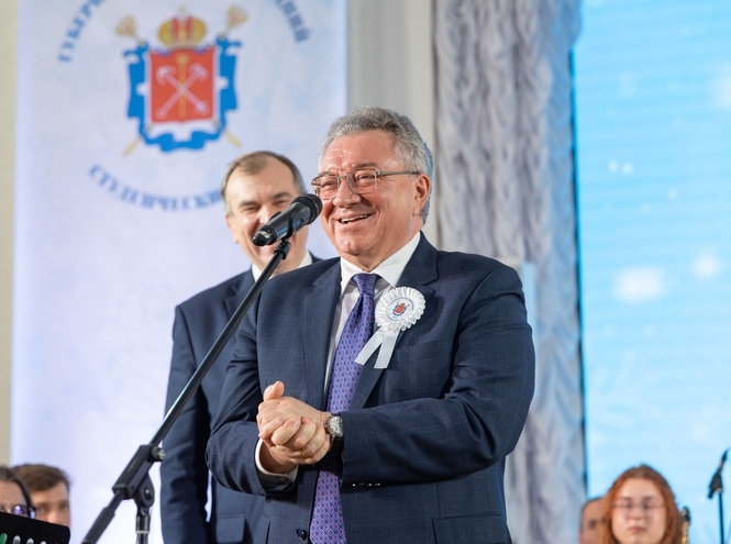 Студенты СПбГУТ — участники губернаторского новогоднего бала