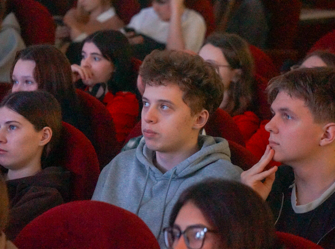 Эксперты Napoleon IT выступили перед студентами СПбКТ и школьниками