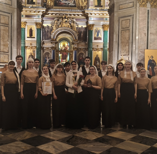 Хор СПбГУТ выступил на фестивале «Пасха Красная» в Троицком и Исаакиевском соборах