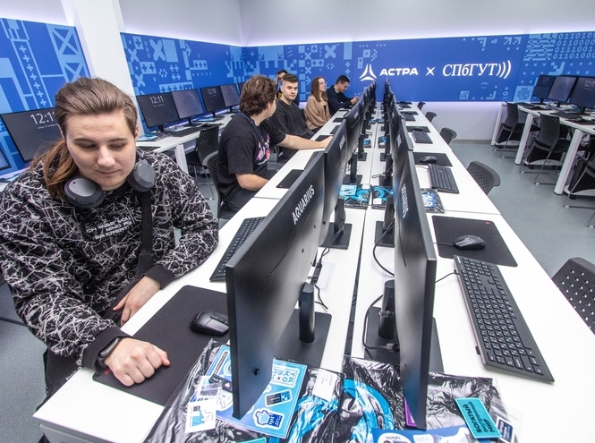 «Астра-лаборатория» в СПбГУТ станет сердцем ИТ-образования Санкт-Петербурга