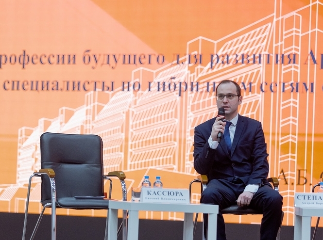 СПбГУТ представил свои разработки и образовательные программы на конференции «Кадры для Арктики»