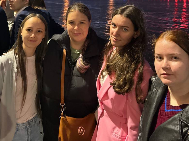 Студенты СПбКТ увидели «Алые паруса»