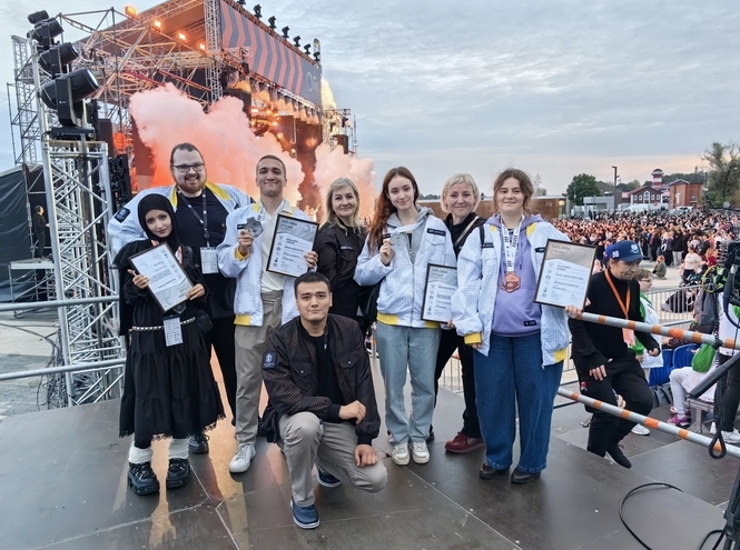 Сборная СПбКТ завоевала «серебро» и «бронзу» на Чемпионате высоких технологий