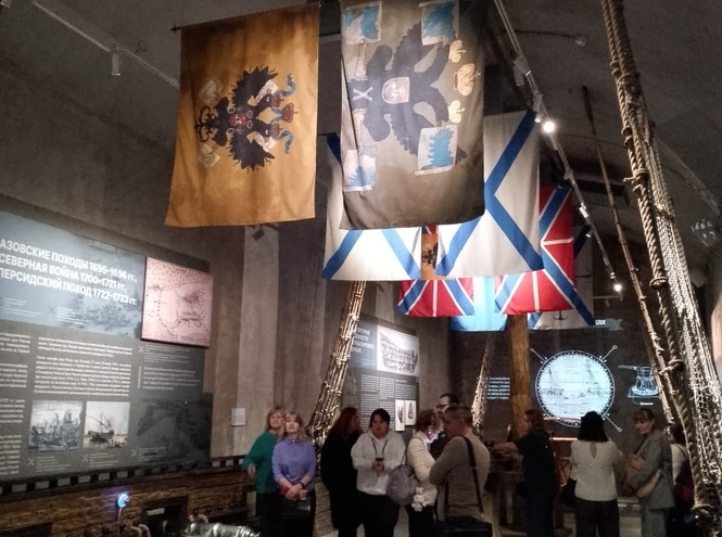 Педагоги побывали в Кронштадте в честь Дня учителя