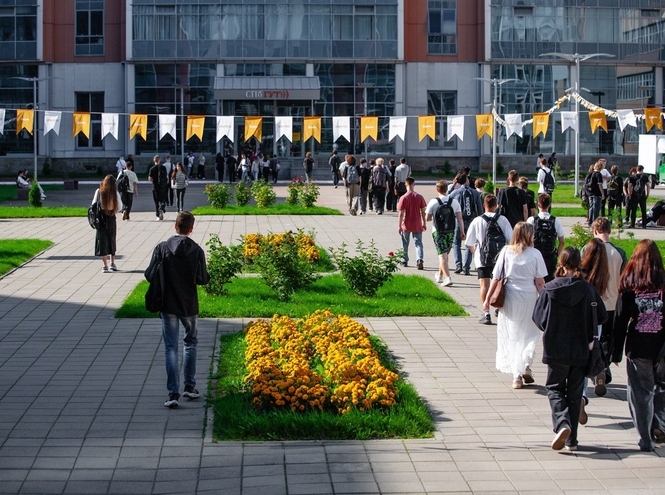 Быть «бончевцем» — значит быть частью одной семьи: символы истории СПбГУТ