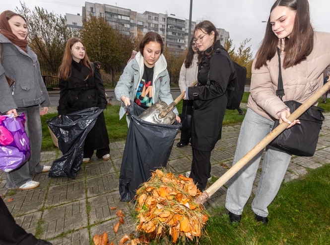 СПбГУТ присоединился к общегородскому субботнику