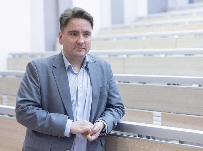 Из Парижа с любовью: итоги открытой лекции Петра Пунченко