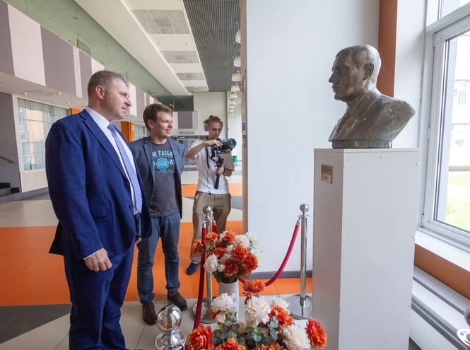 В СПбГУТ установят памятник Михаилу Бонч-Бруевичу