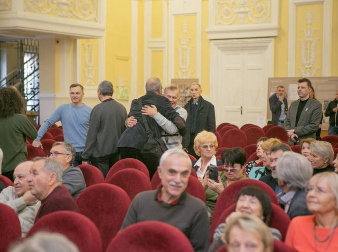 На Мойке, 61 прошла встреча выпускников ЛЭИС-СПбГУТ разных поколений