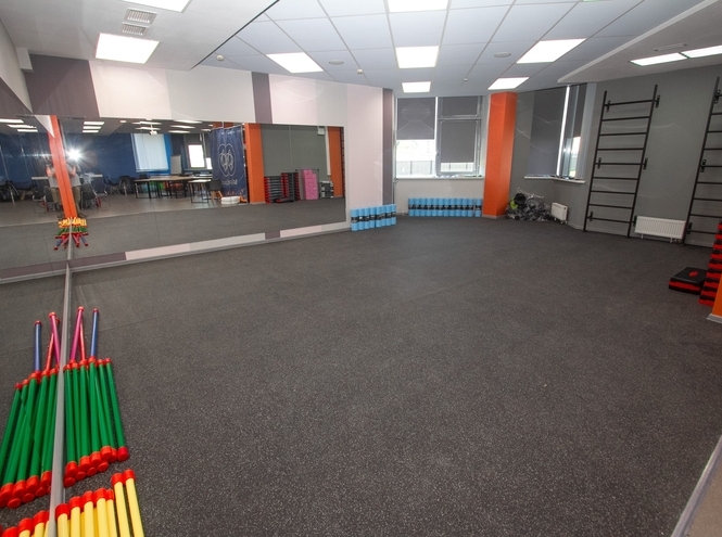 В СПбГУТ продолжает работу фитнес-зал для сотрудниц