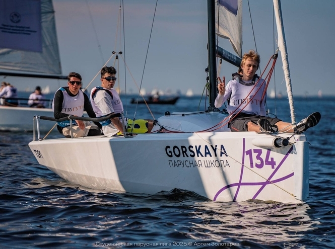 «Бончевцы» приняли участие в студенческих соревнованиях по парусному спорту