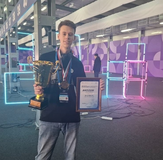 Студент СПбГУТ стал участником подкаста о гонках дронов