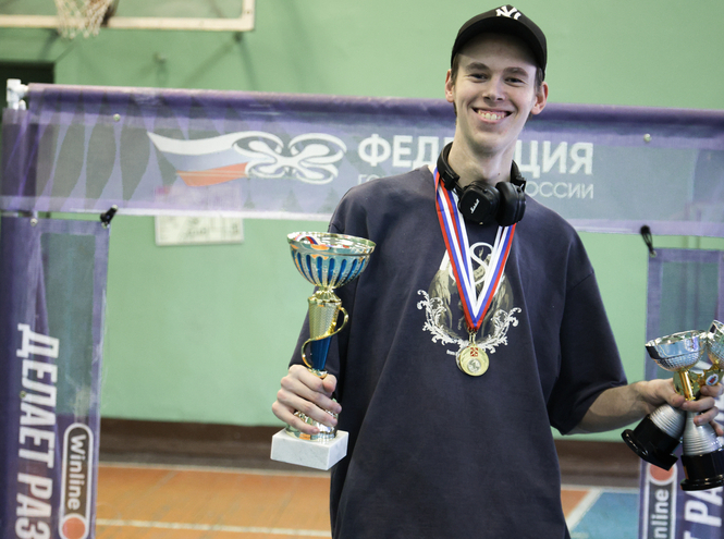 Студент СПбГУТ Матвей Садовников стал чемпионом Кубка Санкт-Петербурга по гонкам дронов