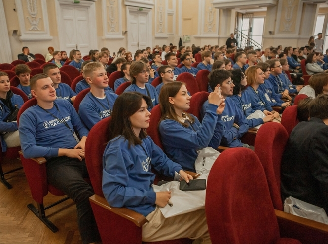 Молодежный фестиваль «Первые на связи!» среди колледжей собрал более 500 участников