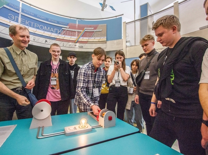 Молодежный фестиваль «Первые на связи!» среди колледжей собрал более 500 участников